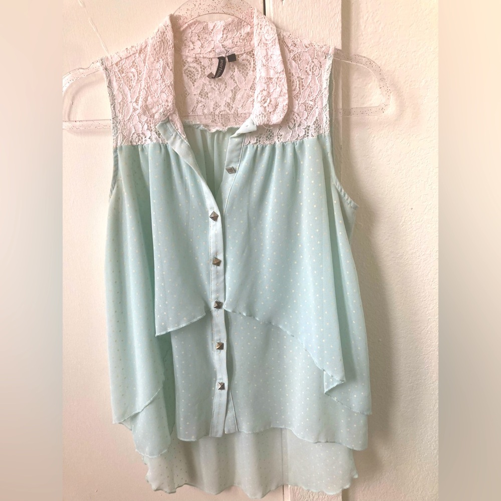 HeartSoul Green Sleeveless Asymmetrical Blouse